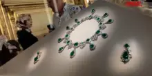 Furto al Louvre, gioielli in mostra alla Galerie dApollon prima del colpo