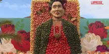 Berlino, il festival delle zucche celebra le donne di potere con splendide sculture