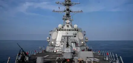 Nave militare Usa a Trinidad e Tobago, vicino a coste Venezuela. Maduro: “Si inventano un nuova guerra”