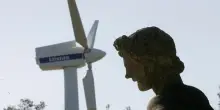Ricostruire l’Ucraina, un’occasione per le rinnovabili: solo la Cina guarda al futuro