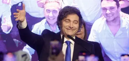 Milei vince le legislative con oltre il 40 per cento dei voti. «Giornata storica»