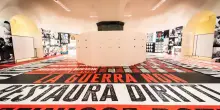 «Contro la guerra», la mostra di Emergency che invita a sabotare i conflitti