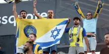 Il razzismo degli ultras israeliani: il caso Maccabi Tel Aviv e la trasferta vietata in Europa League