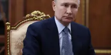 Nuove sanzioni Ue contro la Russia, trovato l’accordo a Bruxelles: c’è il price cap al petrolio