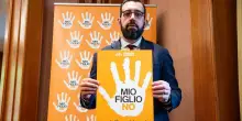 Italia modello Orbán: via alle audizioni sul consenso informato per cancellare l’educazione sessuo-affettiva