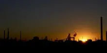 Ex Ilva, Taranto col fiato sospeso: «Emergenza democratica, sanitaria e ambientale»