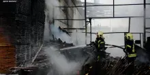 A Kiev almeno due morti negli attacchi russi, al via la Conferenza per la ripresa dell’Ucraina a Roma