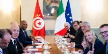 Tunisia, il prezzo della frontiera: così i soldi italiani ed europei finanziano la repressione di Saied