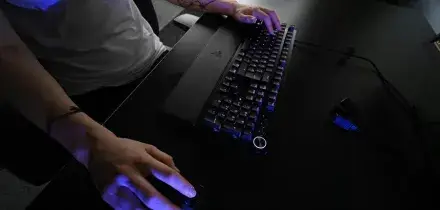 Siti porno, come funzionerà la verifica della maggiore età senza fornire i documenti