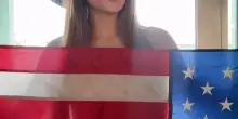 Le influencer su OnlyFans che diffondono il verbo Maga: il trend delle tradwife