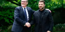 Ucraina, Zelensky a Londra da Starmer alla vigilia del vertice Trump-Putin in Alaska
