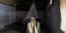 Le donne afghane senza età: Aziza, Farzana e la scuola negata