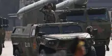 Xi Jinping evoca la guerra, a Pechino sfilano le atomiche