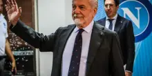 Aiuto, alla politica serve un Mandrake e al Napoli un presidente più discreto