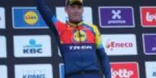 Groves vince in volata 6^ tappa del Giro, Pedersen resta in rosa