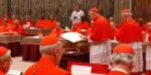 Al via il Conclave. I cardinali si riuniscono per eleggere il nuovo Papa