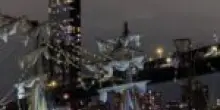 La nave scuola Cuauhtémoc urta il ponte di Brooklyn a New York – IL VIDEO