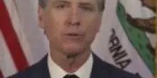 Gavin Newsom, il governatore della California, contro Donald Trump: “La democrazia è sotto attacco” – IL VIDEO