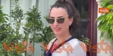 Venezia 82, Romana Maggiora Vergano al Lido con romantica giacca bianca e fiocchi