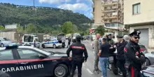 79enne legata, massacrata e rapinata in casa sua: è caccia alle belve