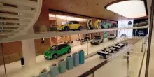 Renault rinnova il flagship store sugli Champs Élysées