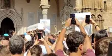 Palermo dà l'ultimo saluto a Paolo Taormina, le immagini dei funerali