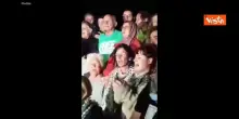 Flotilla, gli attivisti cantano "Bella ciao" prima dell'abbordaggio