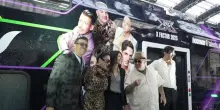 Un treno Regionale con livrea dedicata a X Factor