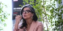 Francesca Albanese contro le forze dell'ordine: "Atteggiamenti fascisti, lo vedo con chi protesta"