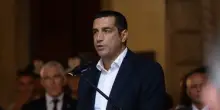 De Pascale, l'ultima sparata pro-migranti: "Permesso per merito", insorge Fdi