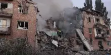Attacco russo su Kiev nella notte, 15 i morti e decine di feriti