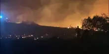 Incendio nella notte a Pantelleria, lambite diverse abitazioni