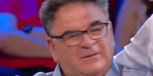 Affari tuoi, caos per Pasqualone: "Ma non si vergognano?"