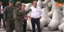 Von der Leyen in Polonia visita confine con Bielorussia insieme al premier Donald Tusk