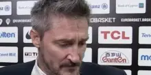 Pozzecco scoppia in lacrime in tv: "Mi fa soffrire"