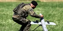 Germania, l'esercitazione militare finisce in disgrazia: la polizia ferisce un soldato