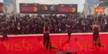 Venezia 82, Heidi Klum con la figlia Leni sul red carpet della Mostra del Cinema