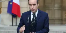 Francia, Sébastien Lecornu si è già dimesso: il governo cade prima di nascere