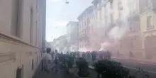 Leoncavallo, disordini al corteo: i centri sociali puntano alla Prefettura
