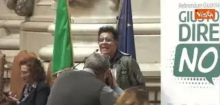 Edoardo Bennato all'Anm: Quello del magistrato è uno dei mestieri più complicati e rischiosi