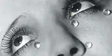 Man Ray, la luce chiusa in una lacrima: il rivoluzionario della fotografia