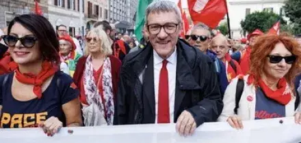 Corteo Cgil, Landini: "Sciopero contro la manovra? Non escludiamo nulla"