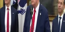Trump: "Non ho cancellato l'incontro con Xi, vedremo"
