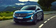 Renault Austral 2025, prova del restyling del super ibrido