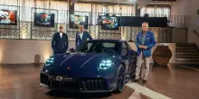 Market Edition 40 Anni Porsche Italia, esclusive 911 e Taycan realizzate con Ferragamo