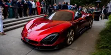 Alfa Romeo 33 Stradale incanta la California, assieme ad altri modelli storici del Biscione