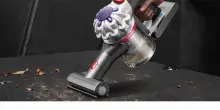 Dyson Car+Boat V8, la pulizia perfetta degli interni auto a 110.000 giri