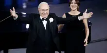 La Rai si ferma per ricordare Pippo Baudo e stravolge i palinsesti: in onda edizioni straordinarie, speciali e repliche dei suoi programmi iconici