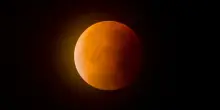 La “Luna di Sangue” arriva nei cieli italiani: l’eclissi lunare totale sarà visibile dal 7 settembre