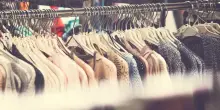 Sui rifiuti tessili l’Italia rischia di tornare indietro